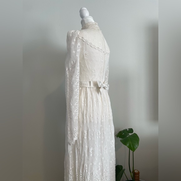 Vintage 60s/70s Prairie/Cottagecore/Boho High Neck Wedding/Formal Maxi Dress - Picture 8 of 9